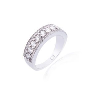 18ct Diamond Ring
