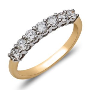 18ct Diamond Ring