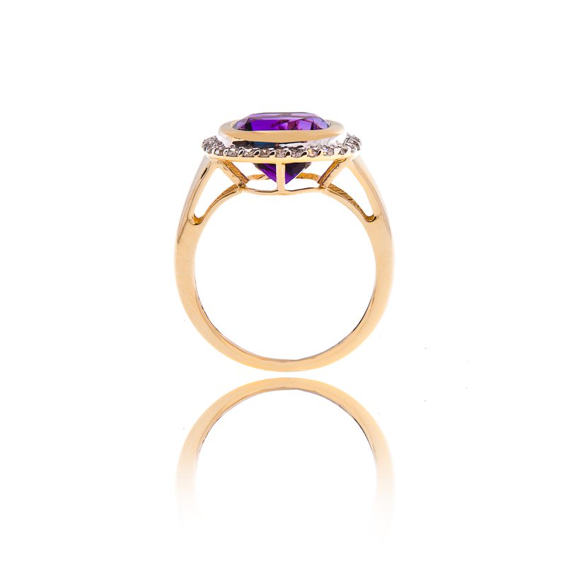 18ct Yellow Gold Amethyst and Diamond Ring - Image 2